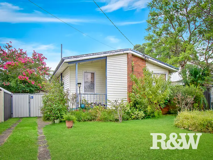 18 Talmiro Street, Whalan NSW 2770