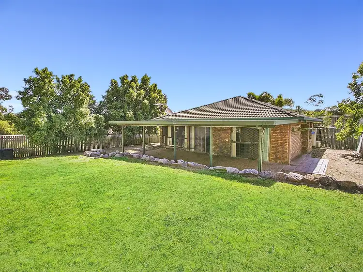 104 Rue Montaigne, Petrie QLD 4502