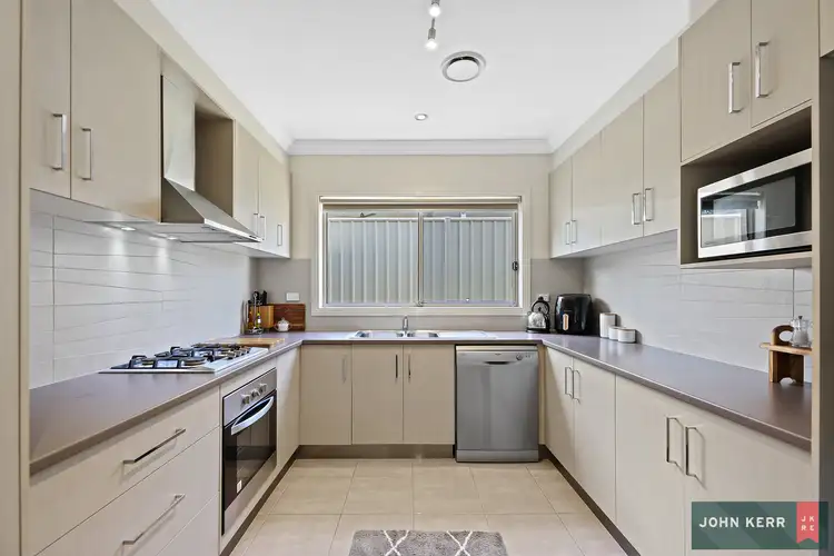 Fifth view of Homely townhouse listing, 1A Scorpio Drive, Moe VIC 3825