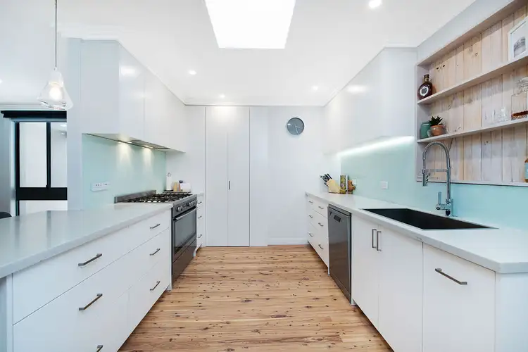 39 Red House Crescent, Mcgraths Hill NSW 2756