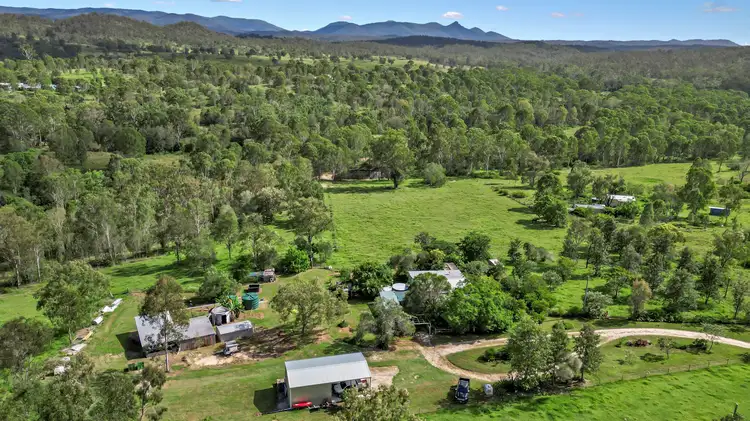 12 Hilltop Lane, Wonbah QLD 4671