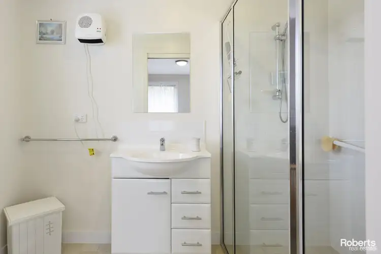 Sixth view of Homely unit listing, 4/2-3 Washington Drive, Stony Rise TAS 7310