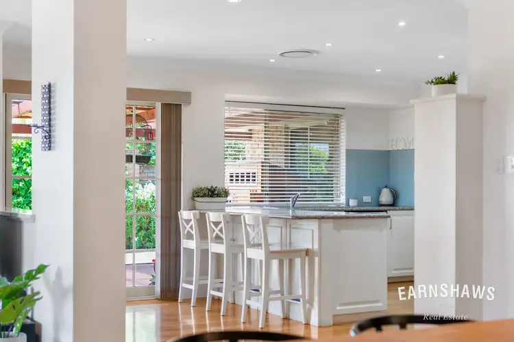 4 Lone Pine Way, Greenmount WA 6056