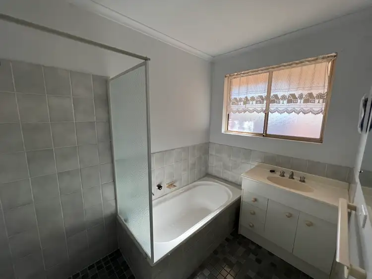 Fifth view of Homely house listing, 2/6 Phibbs Court, Roxby Downs SA 5725