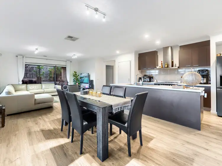 Fifth view of Homely house listing, 1 Maplewood Court, Cranbourne North VIC 3977