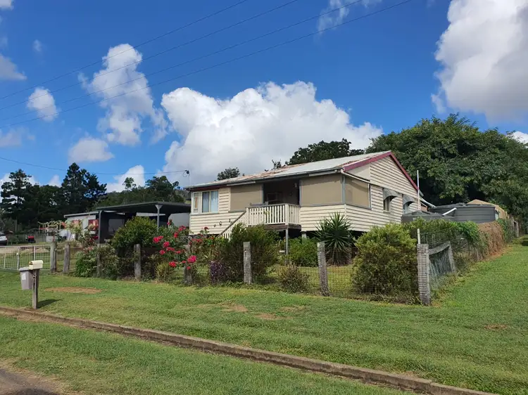 26 Forest Street, Kalpowar QLD 4630