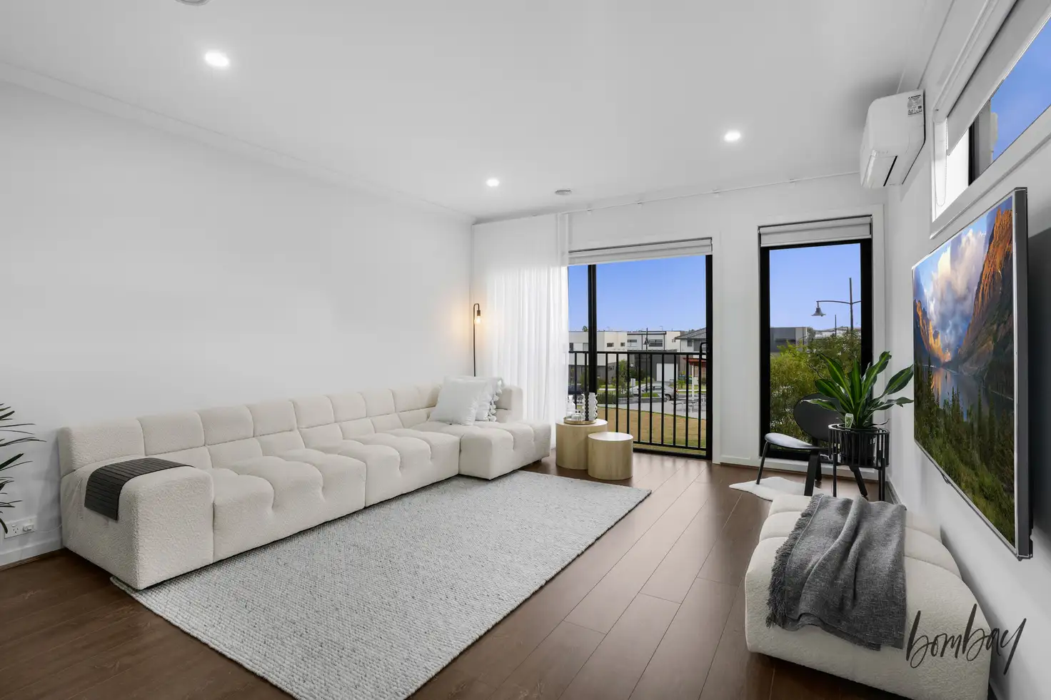 Main view of Homely house listing, 1 Lapis Walk, Craigieburn VIC 3064