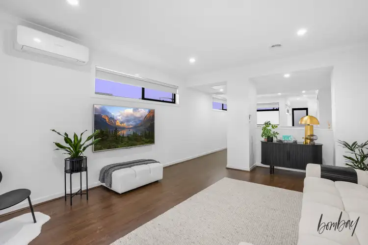 Sixth view of Homely house listing, 1 Lapis Walk, Craigieburn VIC 3064