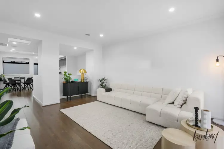 Seventh view of Homely house listing, 1 Lapis Walk, Craigieburn VIC 3064