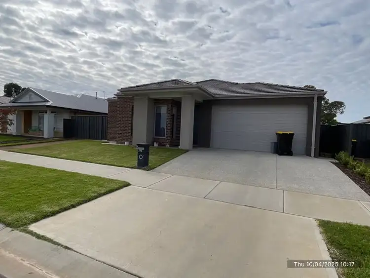 35 Bourke Drive