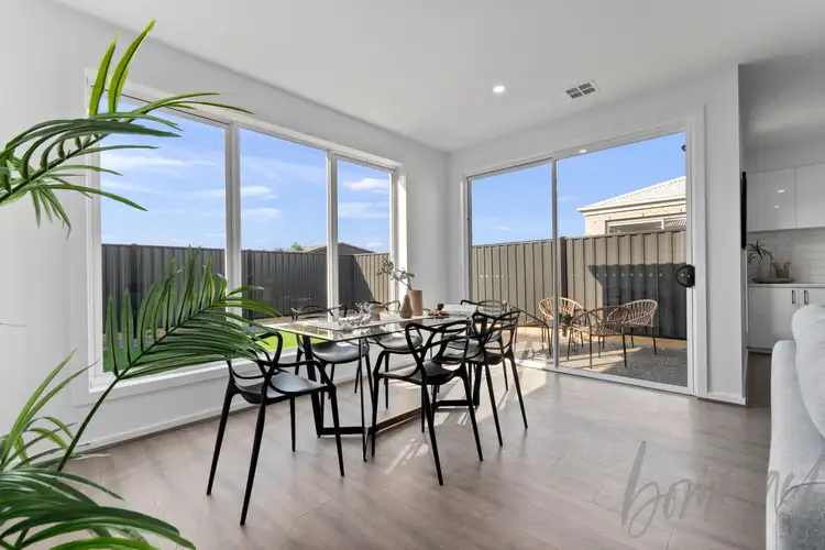Seventh view of Homely house listing, 2/15 Taloumbi Crescent, Greenvale VIC 3059