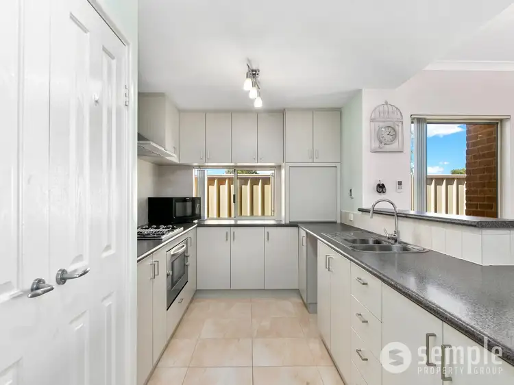 Fifth view of Homely house listing, 8 David Fisher Loop, Baldivis WA 6171