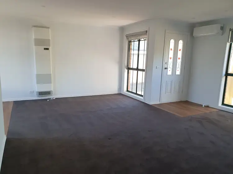 Second view of Homely unit listing, 2/11 Thorpe Street, Newport VIC 3015