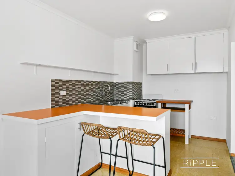 10/4 Hildern Street, New Town TAS 7008