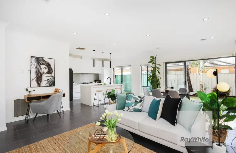 10 Ballybunion Avenue, Craigieburn VIC 3064