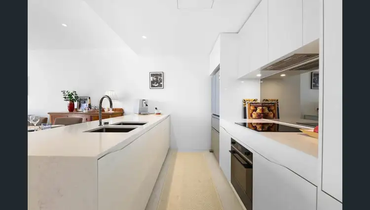 3606/24 The Lanes Boulevard, Mermaid Waters QLD 4218