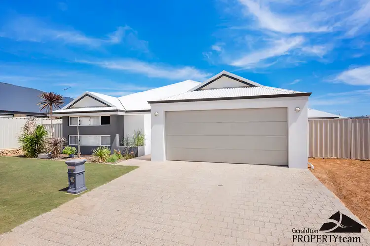 16 Manxman Gardens, Wandina WA 6530