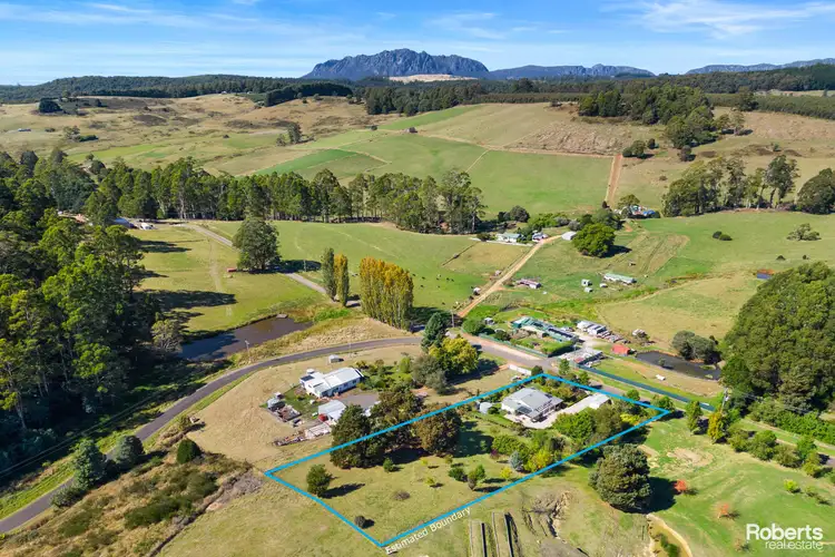 11 Lake Barrington Road, Wilmot TAS 7310