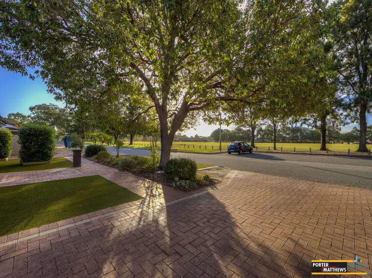 22 Grand Parade, Redcliffe WA 6104