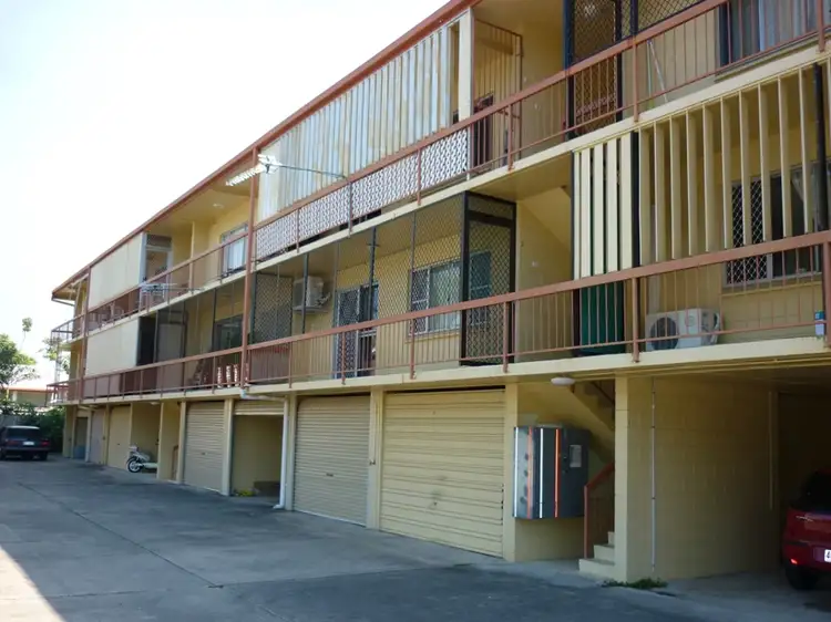 8/12 The Avenue, Hermit Park QLD 4812