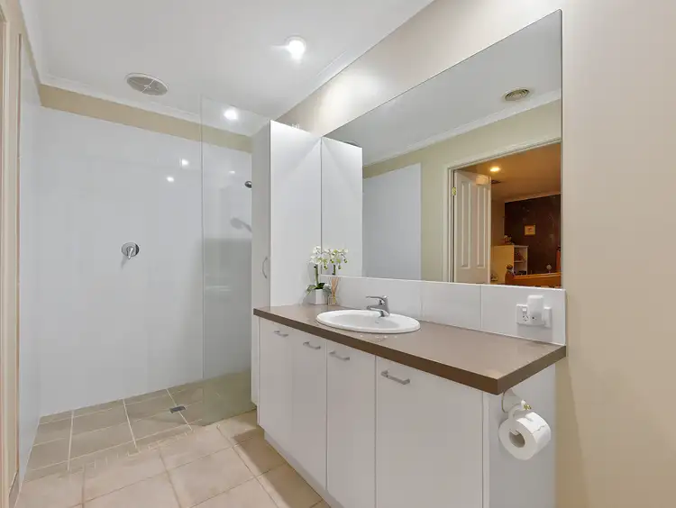 Sixth view of Homely house listing, 16 Kurrajong Court, Benalla VIC 3672