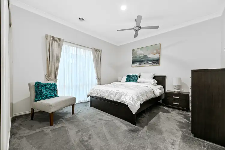 Sixth view of Homely unit listing, 4/12 Grant Close, Berwick VIC 3806