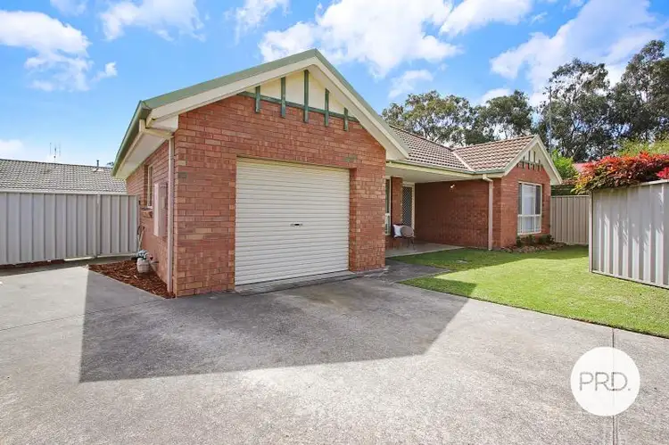 Main view of Homely unit listing, 2/32 Lawson Street, West Wodonga VIC 3690