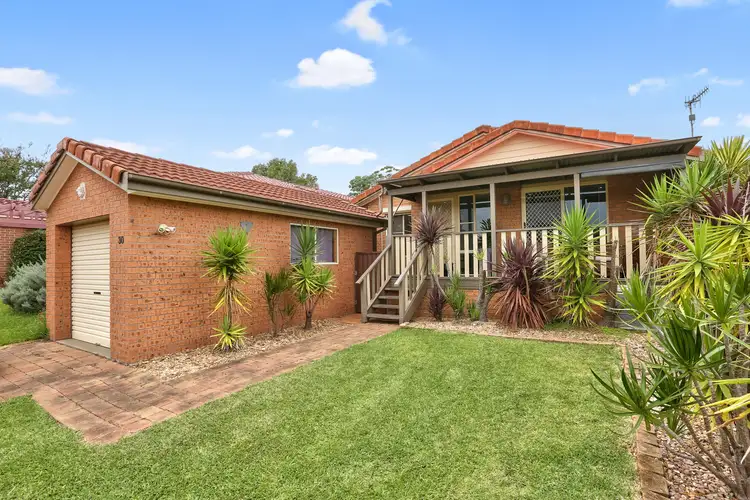 30 Ashmore Cres, Kanahooka NSW 2530