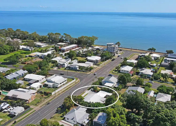 12 Elizabeth Street, Urangan QLD 4655