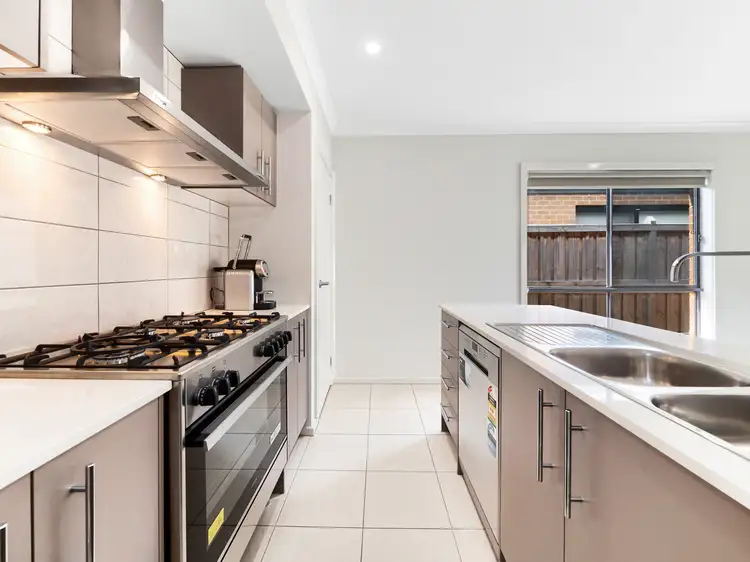 Second view of Homely house listing, 8 Artemis Drive, Cranbourne East VIC 3977