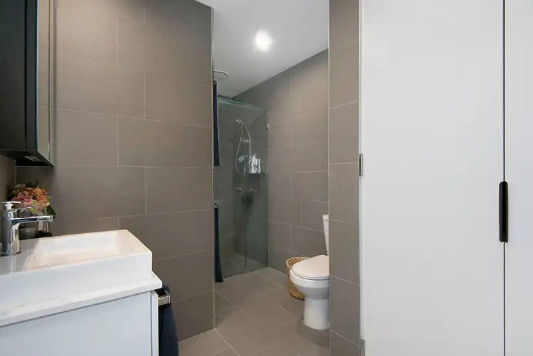Sixth view of Homely apartment listing, 818/477 Boundary Street, Spring Hill QLD 4000