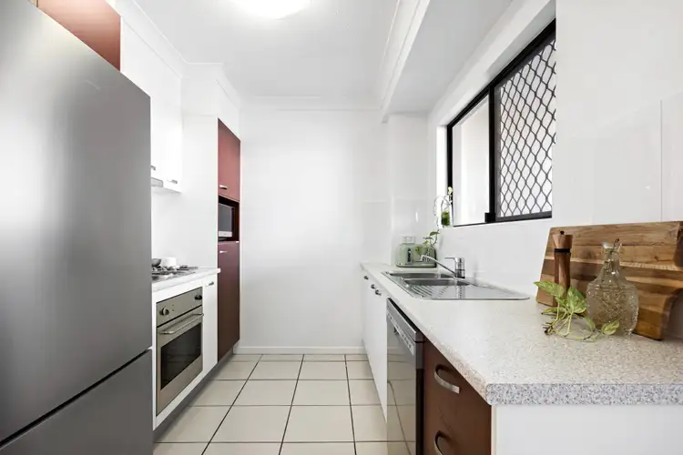 Fifth view of Homely unit listing, 4/960 Wynnum Road, Cannon Hill QLD 4170