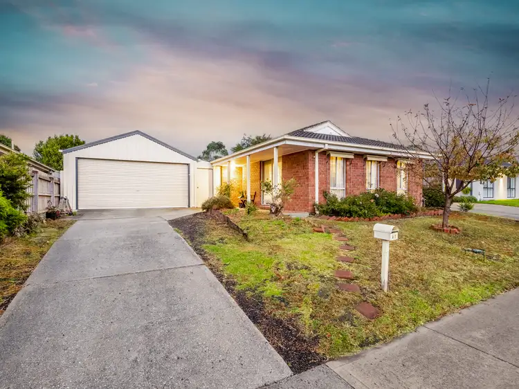 61 Willora Crescent, Cranbourne West VIC 3977