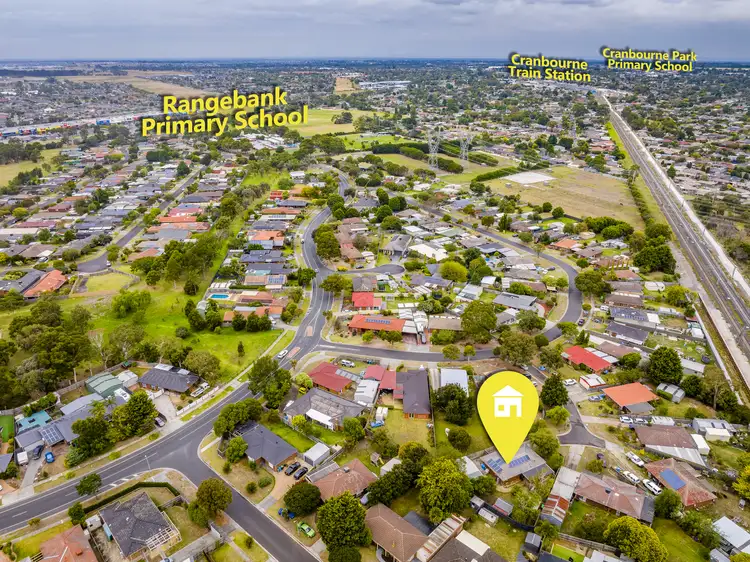 Fourth view of Homely house listing, 2 South Charles Court, Cranbourne VIC 3977