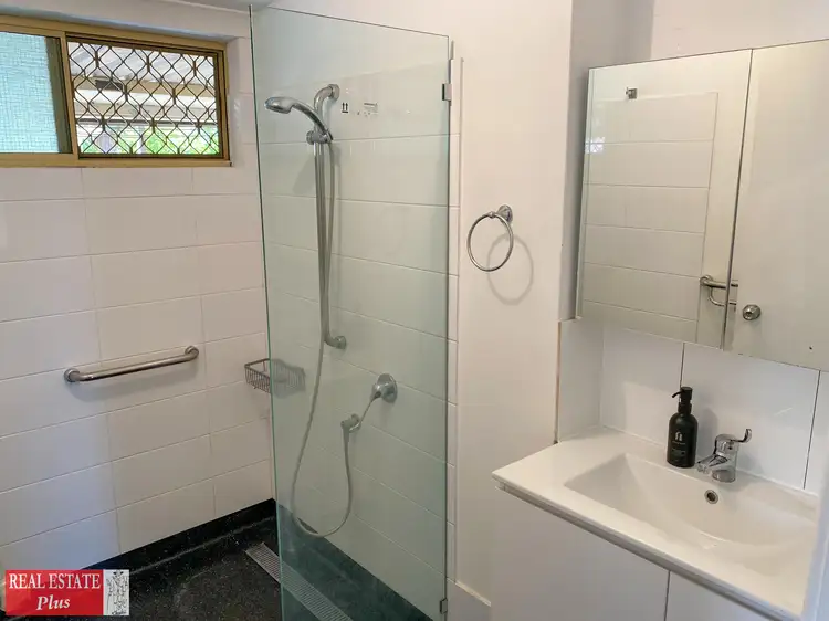 Seventh view of Homely house listing, 4 Kangaroo Entrance, Stratton WA 6056