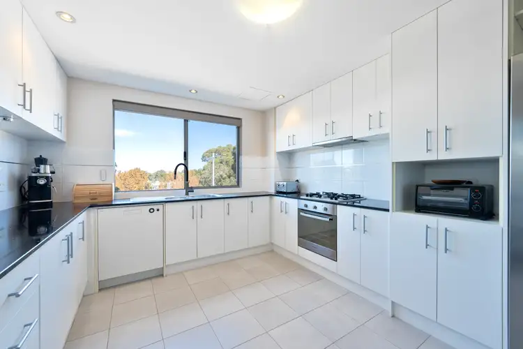 18/88 Lakeside Drive, Joondalup WA 6027