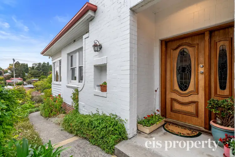 26 Montagu Street, Lenah Valley TAS 7008