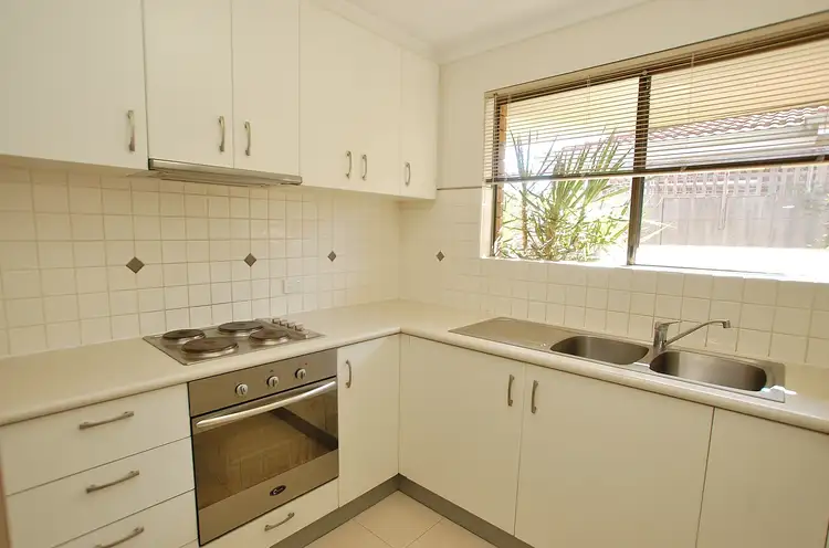 Fifth view of Homely villa listing, 2/3 Woodrow Place, Dianella WA 6059