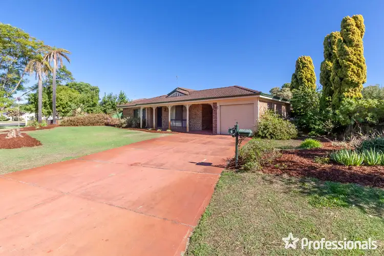 Third view of Homely house listing, 6 McMahon Way, Kardinya WA 6163