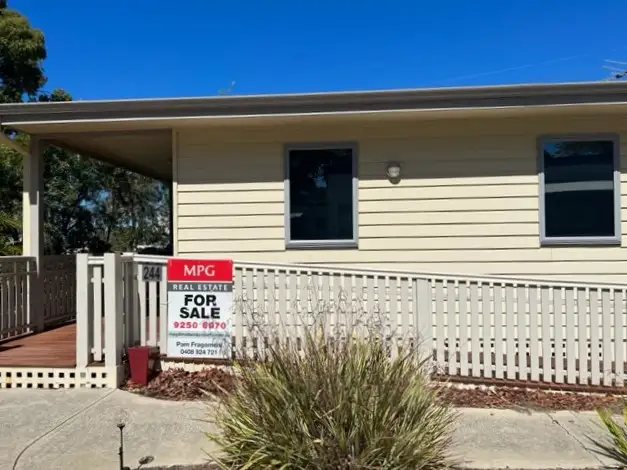244/91 Benara Road, Caversham WA 6055