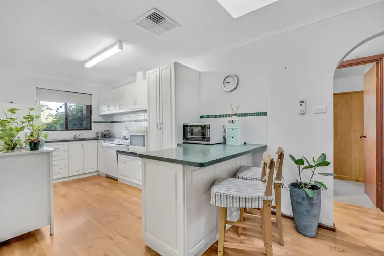 5 Jarvie Crescent, Usher WA 6230
