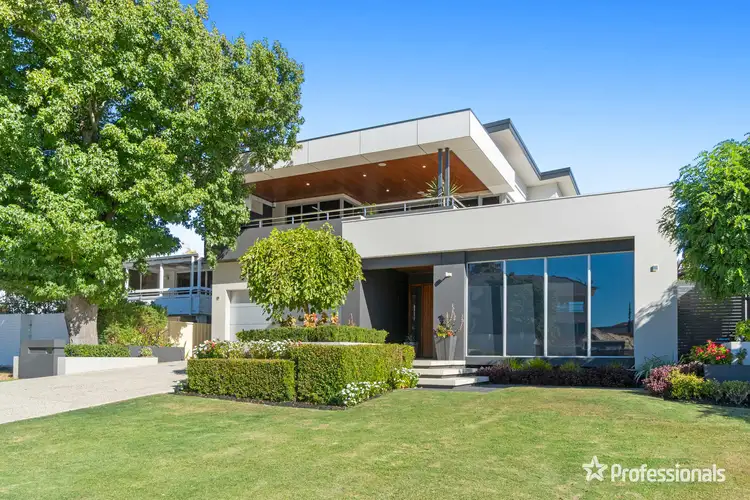1A Dee Road, Applecross WA 6153