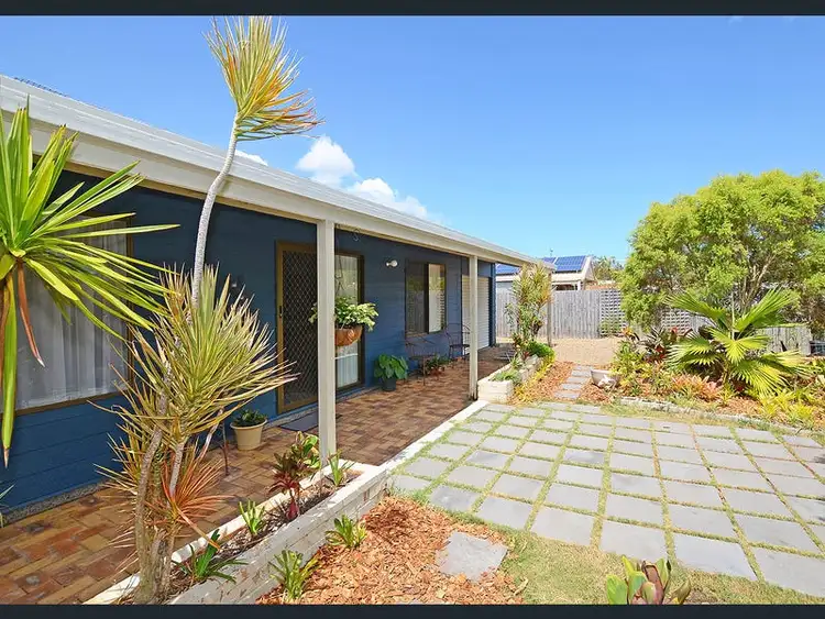 17 White Street, Point Vernon QLD 4655