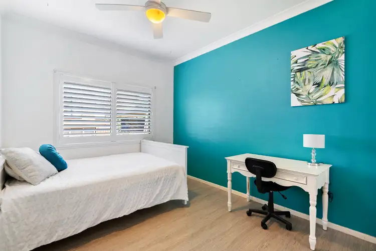Sixth view of Homely house listing, 8 Parr Close, Bossley Park NSW 2176