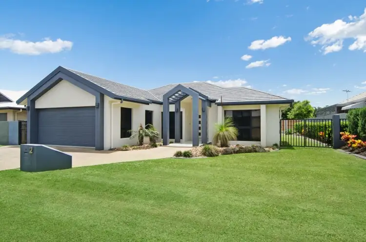 2 Canthium Court