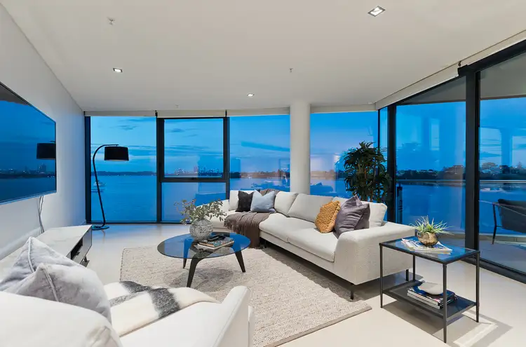 N301/70-72 Canning Beach Road, Applecross WA 6153