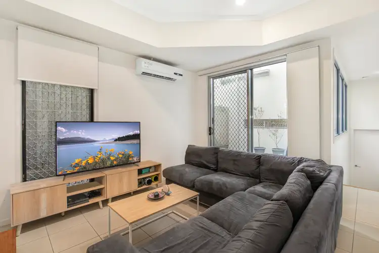 Fourth view of Homely townhouse listing, 8/34 Bridgewater Street, Morningside QLD 4170