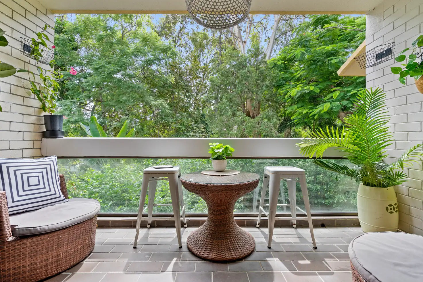 Main view of Homely unit listing, 5/20 Rudd Street, Broadbeach Waters QLD 4218
