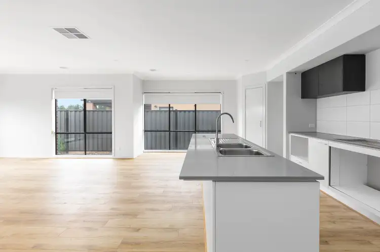 Fourth view of Homely house listing, 39 Edgedell Avenue, Kalkallo VIC 3064