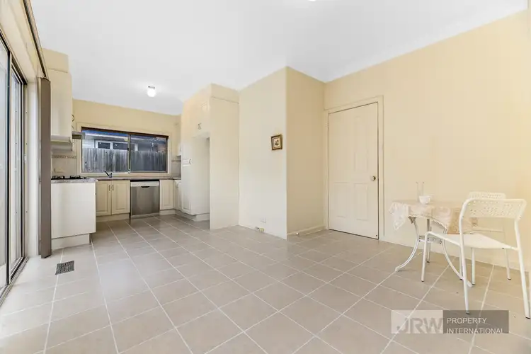 Fourth view of Homely unit listing, 1/8 Kingsley Grove, Mount Waverley VIC 3149